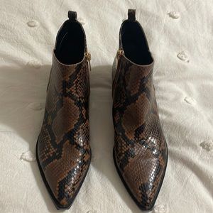 Marc Fisher Ltd. Black/brown leather upper Snakeskin booties size 8